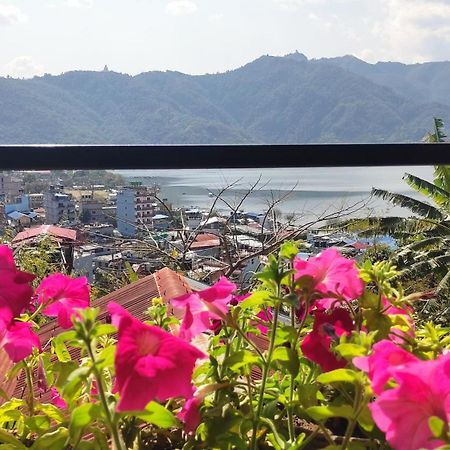 Peace Guesthouse Cottage ポカラ エクステリア 写真