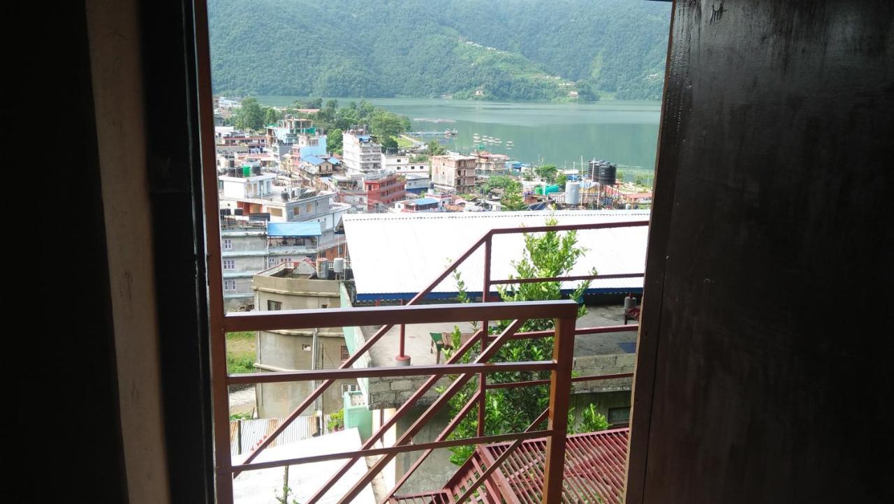 Peace Guesthouse Cottage ポカラ エクステリア 写真
