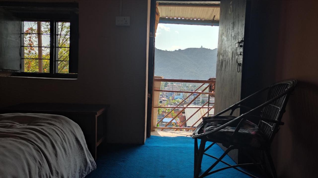 Peace Guesthouse Cottage ポカラ エクステリア 写真