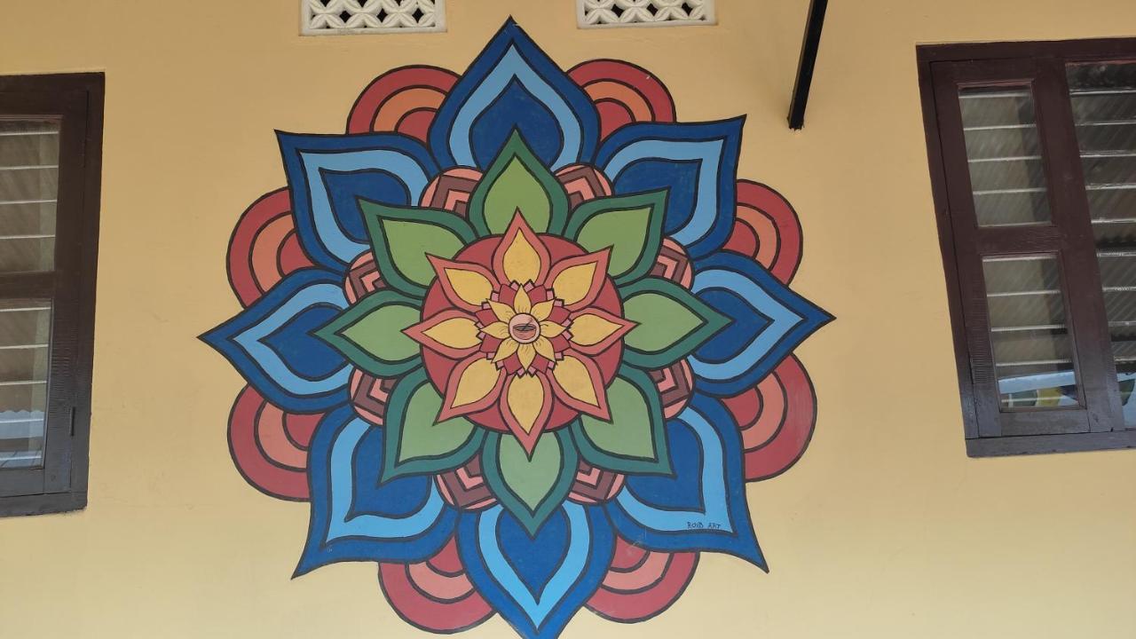 Peace Guesthouse Cottage ポカラ エクステリア 写真