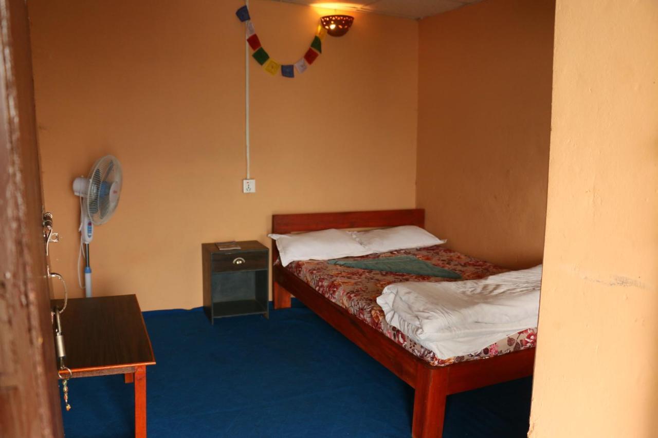 Peace Guesthouse Cottage ポカラ エクステリア 写真